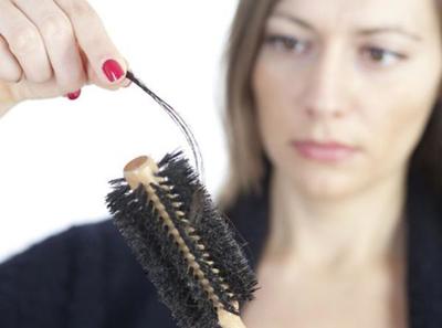 頭發(fā)大把大把的掉！一檢查居然是因為頭發(fā)護理產(chǎn)品